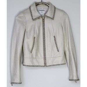 CHANEL Beautiful Women Jacket. Great condition.